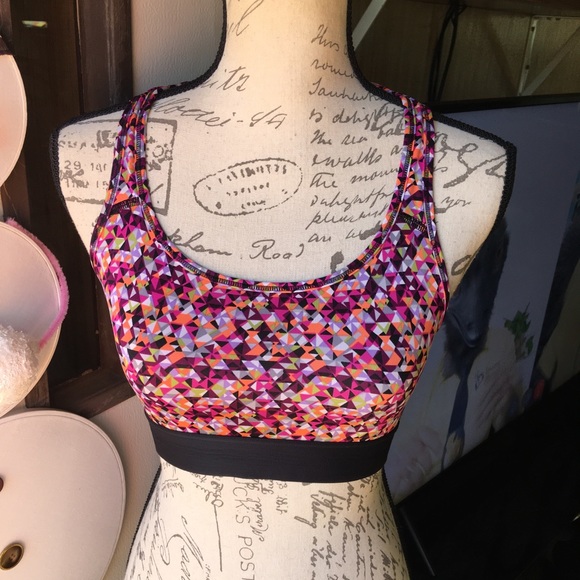 Women’s Victoria secret sport sports bra - Picture 5 of 16